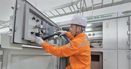 Lãnh đạo EVN: Đổi khung giờ cao điểm không ảnh hưởng đến tiền điện sinh hoạt