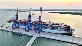 Two Vietnamese ports rank among world's top 20 for container port performance