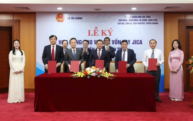 MoF signs 11 on-lending agreements to advance climate-resilient development in Northern Vietnam