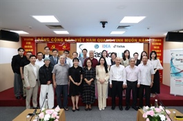E-commerce opens new growth opportunities for Việt Nam fashion industry