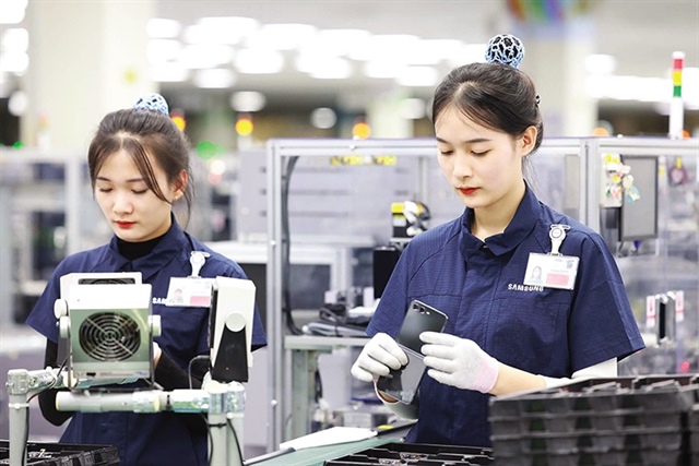 FDI drives nearly half of formal jobs for women in Vietnam, OECD says