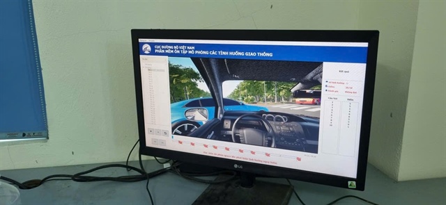 Từ 1-7, học viên không phải thi sát hạch phần thi mô phỏng. Ảnh: V.LONG