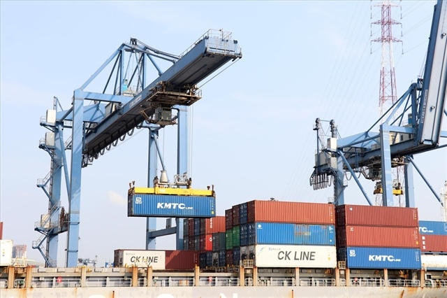 Logistics emerges as new growth engine for Việt Nam’s marine economy