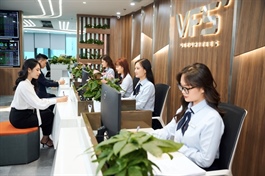 Market waits for Q2 earnings as capital stays on the sidelines