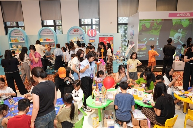 Korean brand, entertainment expo strengthens business ties with Việt Nam