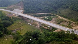 Transport infrastructure spending hits $2.3 billion in first half of 2026