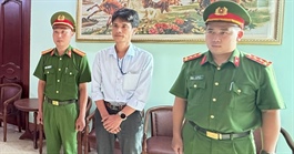 Bắt giám đốc công ty bán hơn 250 tấn phân bón giả