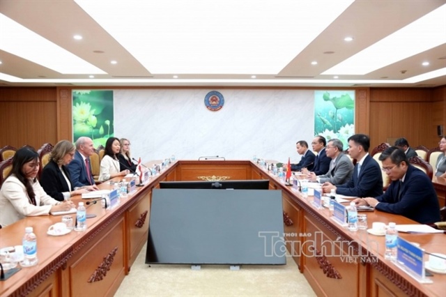 Vietnam welcomes greater Canadian investment as ASEAN-Canada FTA talks advance