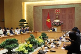 Standing Deputy PM meets with US business community