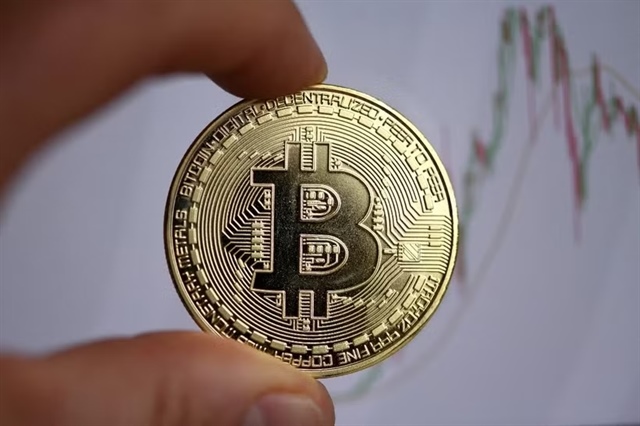 Việt Nam fines crypto traders up to $1,900 for using unlicensed platforms