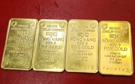 Giá vàng SJC đi ngang, giao dịch ở ngưỡng 146 triệu đồng mỗi lượng