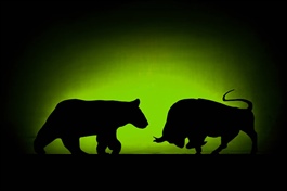 Góc nhìn 31/07: Chuyển sang trạng thái giằng co?