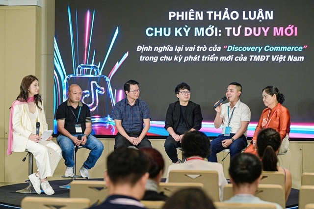 New trend creates more chances for e-commerce traders