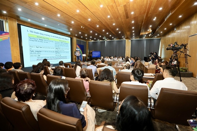 Vietnam urged to upgrade FDI quality as global production chains restructure
