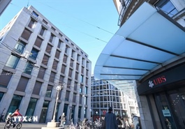 UBS bị phạt 125 triệu USD vì vi phạm luật chống rửa tiền