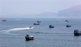 Khủng hoảng Hormuz khiến khách hàng châu Á tính lại bài toán dầu mỏ