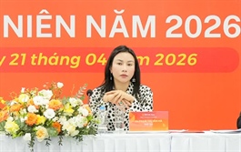 Nữ Chủ tịch Rox Key Holdings bất ngờ xin từ nhiệm