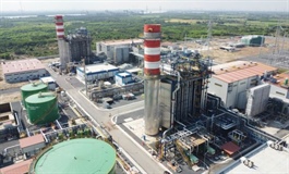Bottlenecks for LNG power expansion must be tackled to accelerate supply