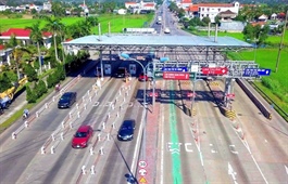 Toll operators suspend planned e-wallet fees, consider more appropriate options
