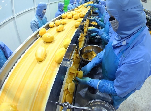 Fruit and vegetable exports hit $1 billion for second straight month