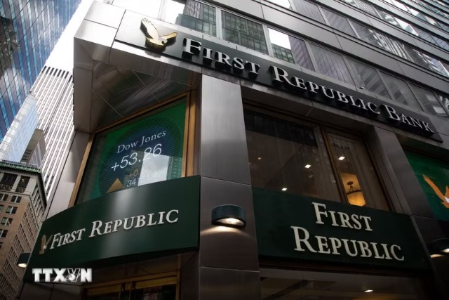 Ngân hàng First Republic Bank ở New York, Mỹ. (Ảnh minh họa: THX/TTXVN)