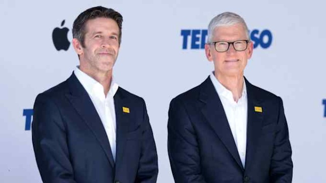 John Ternus, CEO kế nhiệm Tim Cook tại Apple: Kín tiếng, tài năng và “điềm tĩnh đến đáng sợ”