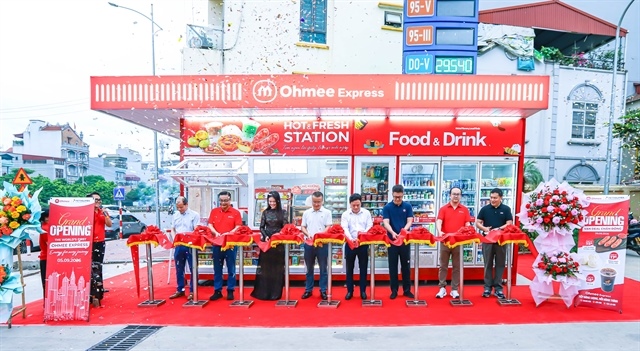 Petrolimex, Ohmee Vietnam launch convenience store model at Hà Nội's petrol stations
