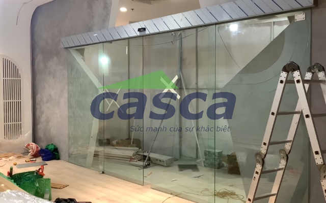 Casca Việt Nam tối ưu không gian với cửa trượt tự động cho văn phòng, khách sạn