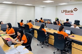 LPS dự kiến huy động thêm 3,800 tỷ qua kênh trái phiếu