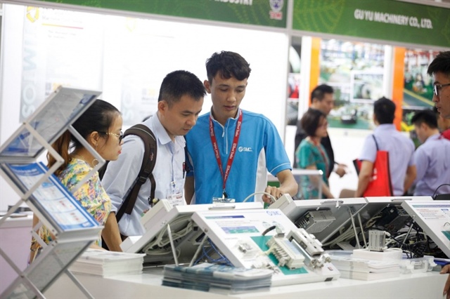 Electronics FIEs asked to expand Vietnamese supplier networks