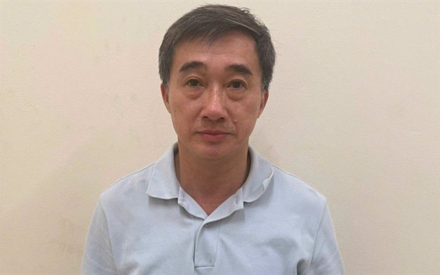 Thứ trưởng Bộ Y tế Trần Văn Thuấn