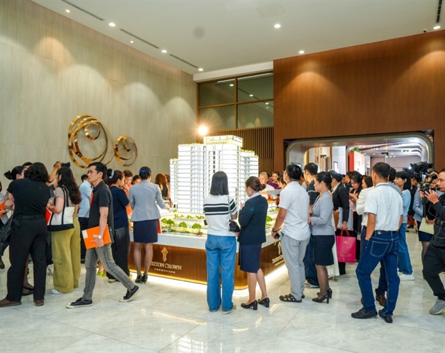 Phu My Hung launches Triton Crown luxury apartments at Crescent Lake