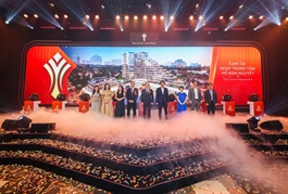 Phu My Hung launches Triton Crown luxury apartments at Crescent Lake