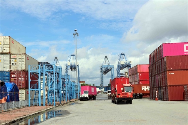 Việt Nam returns to trade surplus in September but nine-month deficit persists