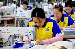 Dệt may đơn hàng ổn định, áp lực cạnh tranh gia tăng