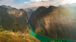 Tuyên Quang thu hút đầu tư ngoài ngân sách 181 dự án, có khu đô thị nghỉ dưỡng sân golf 1,650ha