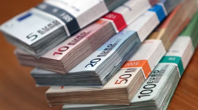 Đồng euro trượt giá, hướng tới tuần giảm thứ 5 liên tiếp