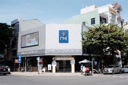 PNJ lại nằm sàn, hai nhóm quỹ ngoại rời ghế cổ đông lớn