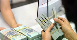 Lãi suất qua đêm hạ nhiệt, vì sao vốn vay vẫn cao?
