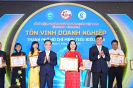 Outstanding HCM City Enterprises and Entrepreneurs awards given away