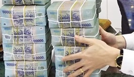 Giảm lãi suất để gỡ nút thắt vốn cho doanh nghiệp sản xuất có dễ?