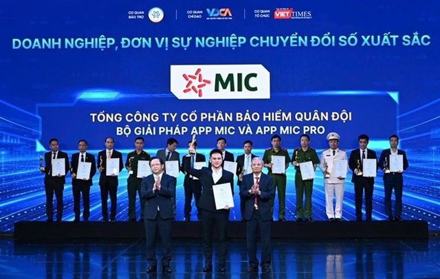 MIC được vinh danh tại Giải thưởng Chuyển đổi số Việt Nam 2026 với bộ giải pháp bảo hiểm số