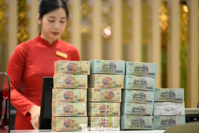 Áp lực lãi suất nhưng giá bất động sản chưa thể giảm ngay