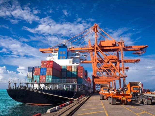 Xuất nhập khẩu 2026 ước đạt 1,110 tỷ USD, lần đầu tiên vượt ngưỡng 1,000 tỷ USD