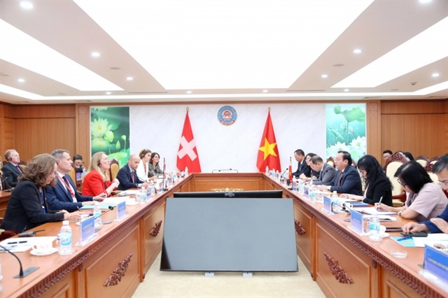 Vietnam and Switzerland seek to deepen investment protection and financial cooperation