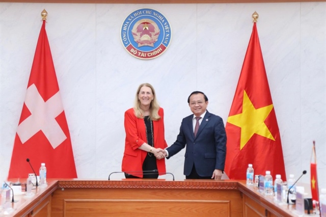 Vietnam and Switzerland seek to deepen investment protection and financial cooperation