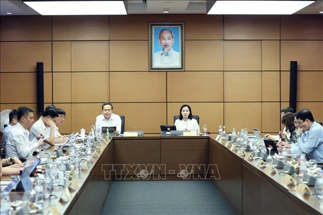 Transparent Photo Infrared NA deputies call for transparent electricity pricing mechanism | Vietstock