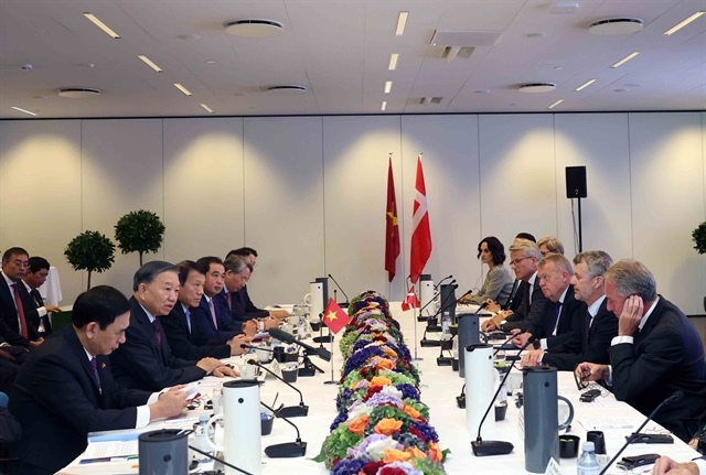 Top leader meets leading Danish businesses