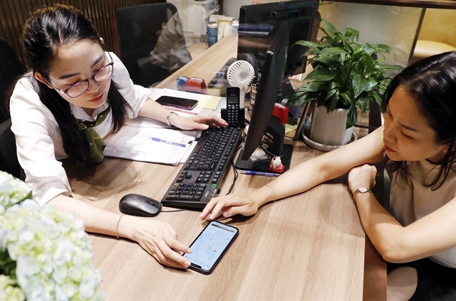 VN-Index ticks up as banking stocks support market