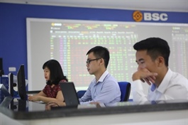 Nearly one-third of listed firms fall short on independent directors